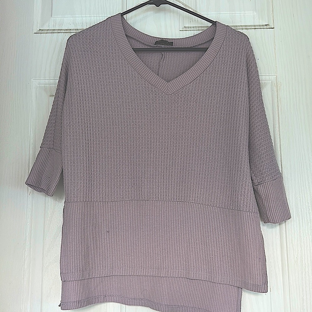 Dee Elly, Lilac purple sweater, size XS